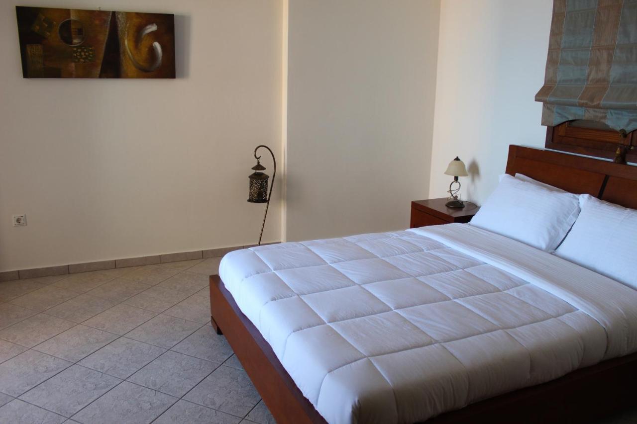 Sofotel Koróni Buitenkant foto