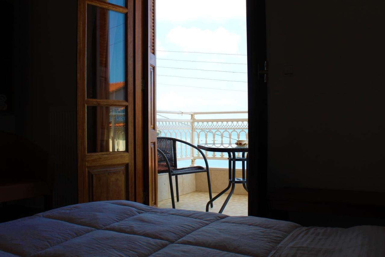 Sofotel Koróni Buitenkant foto