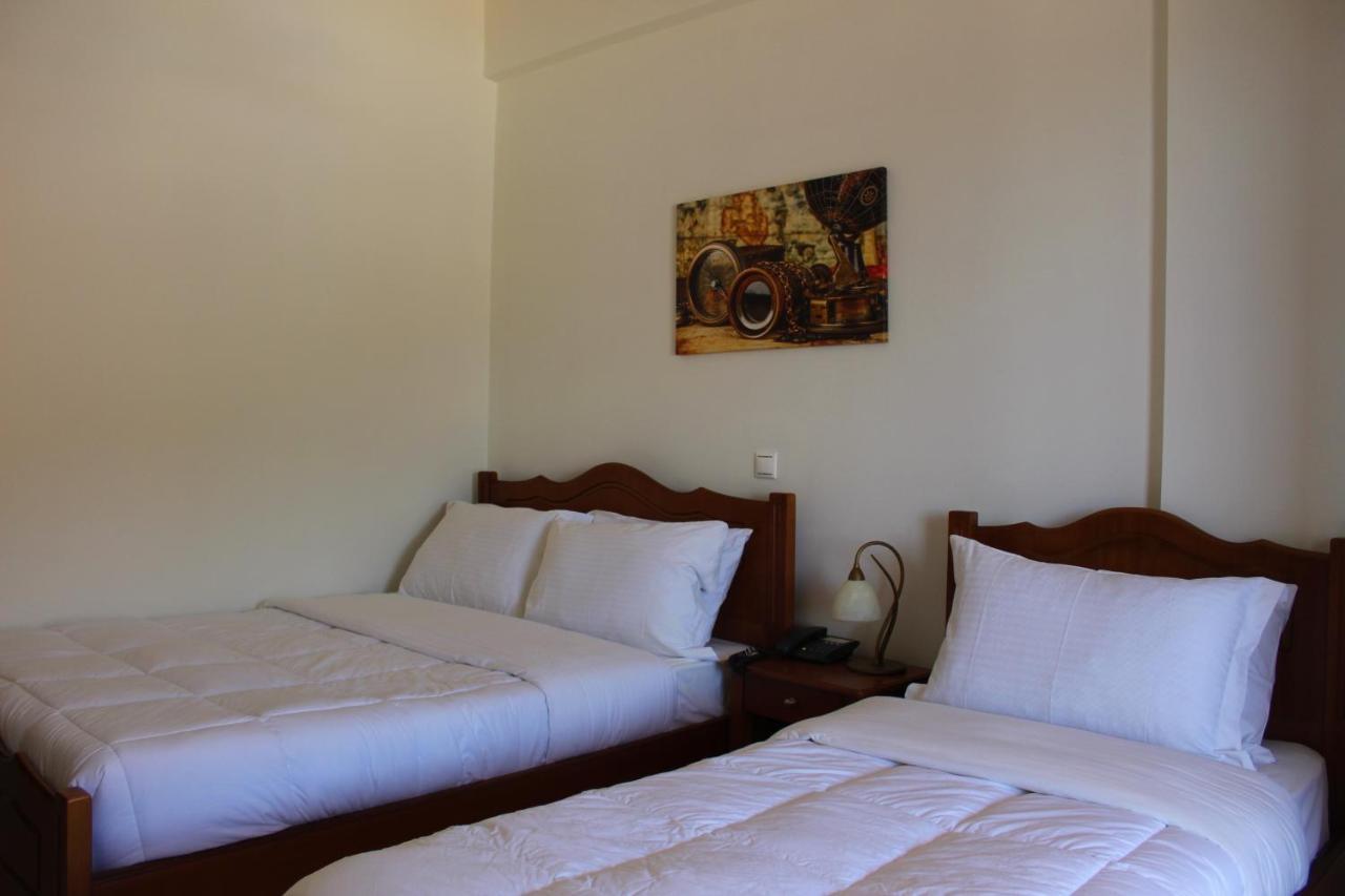 Sofotel Koróni Buitenkant foto