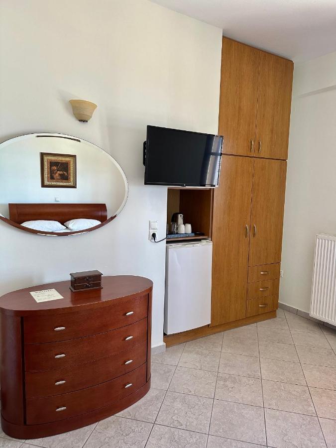 Sofotel Koróni Buitenkant foto