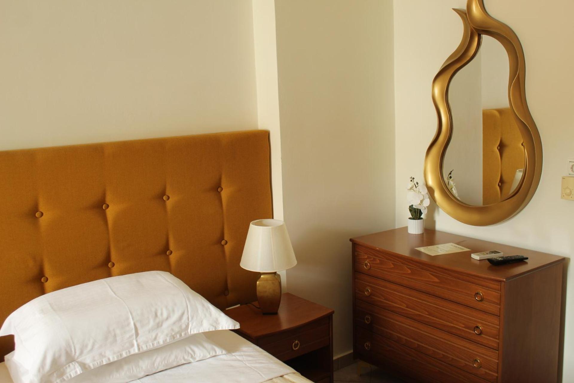 Sofotel Koróni Buitenkant foto