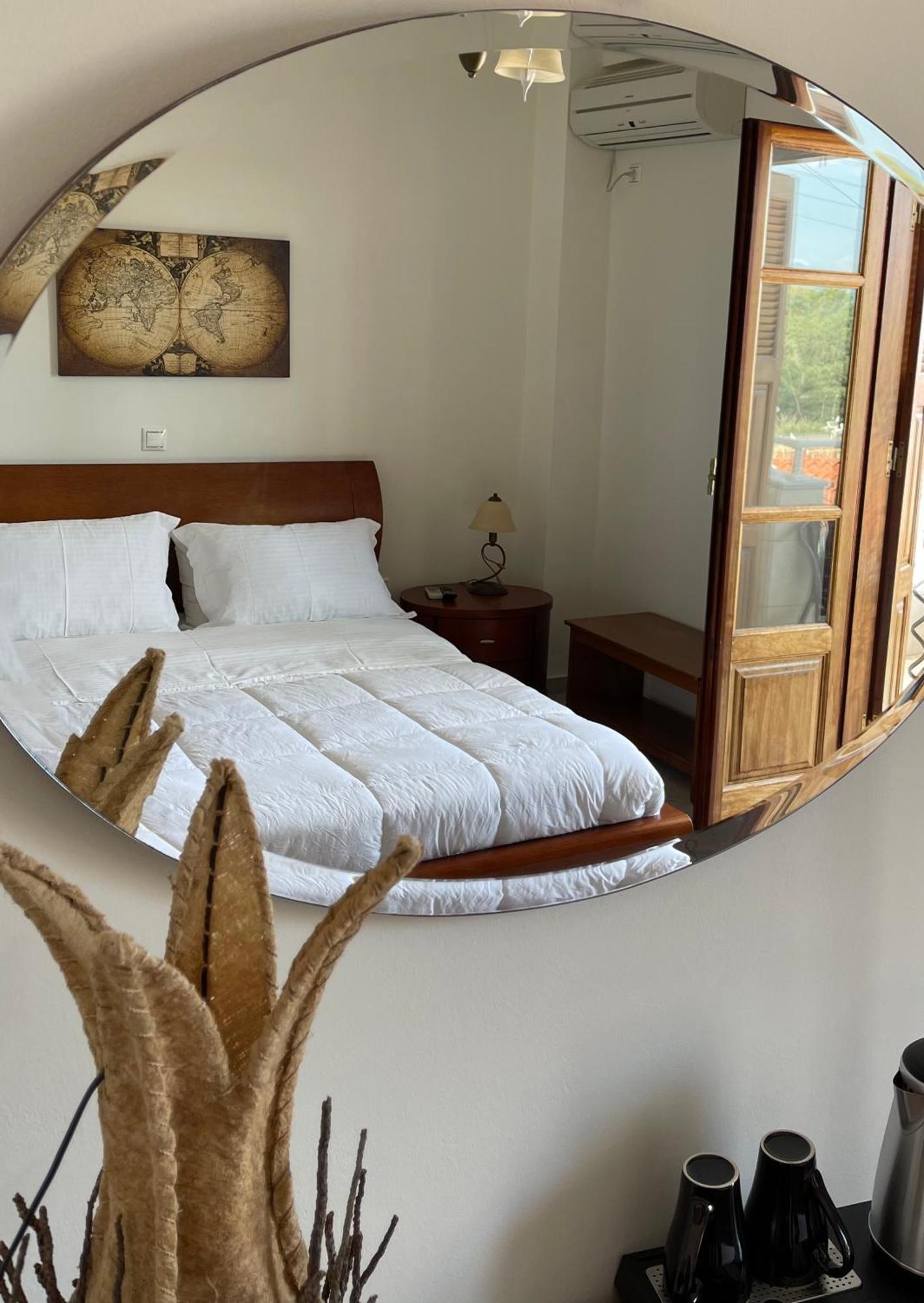 Sofotel Koróni Buitenkant foto