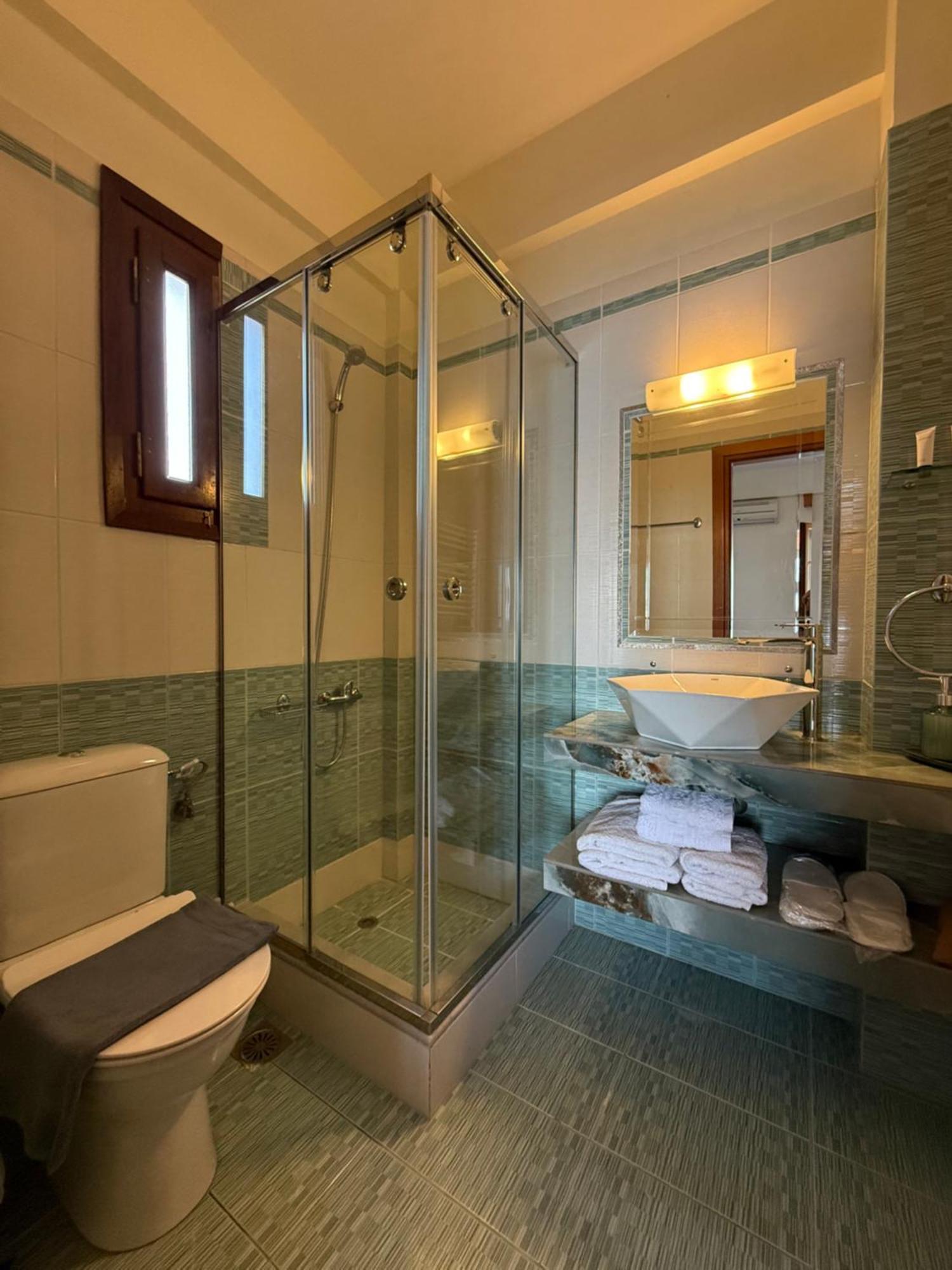 Sofotel Koróni Buitenkant foto