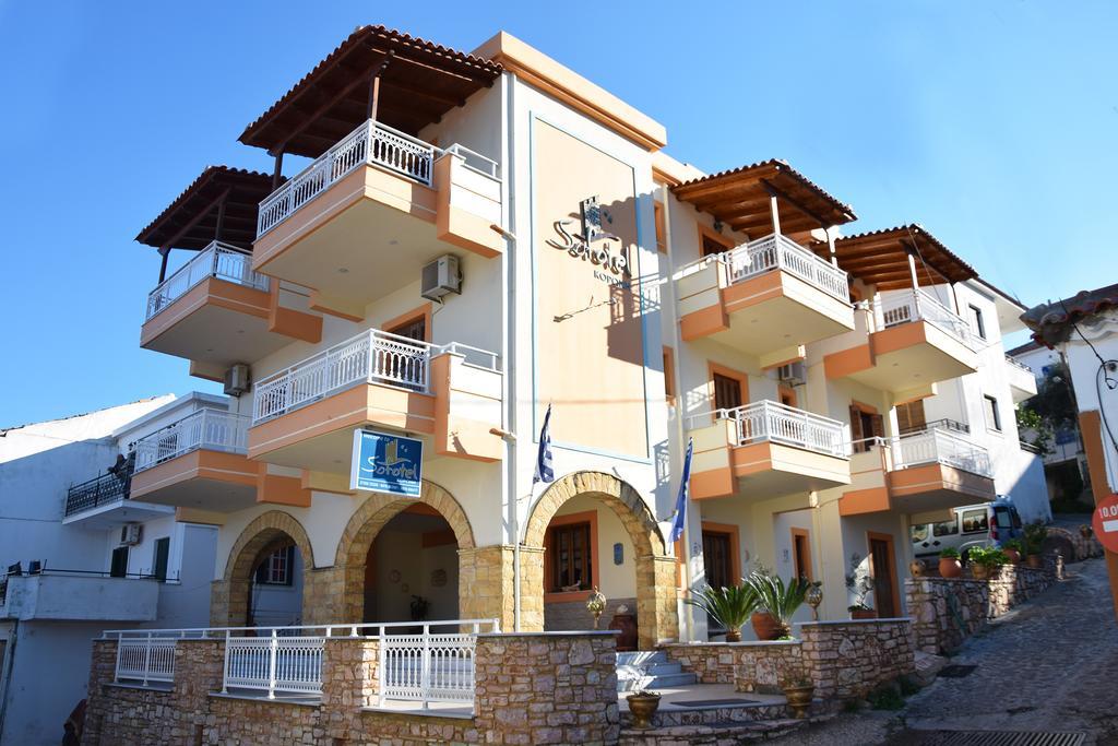 Sofotel Koróni Buitenkant foto