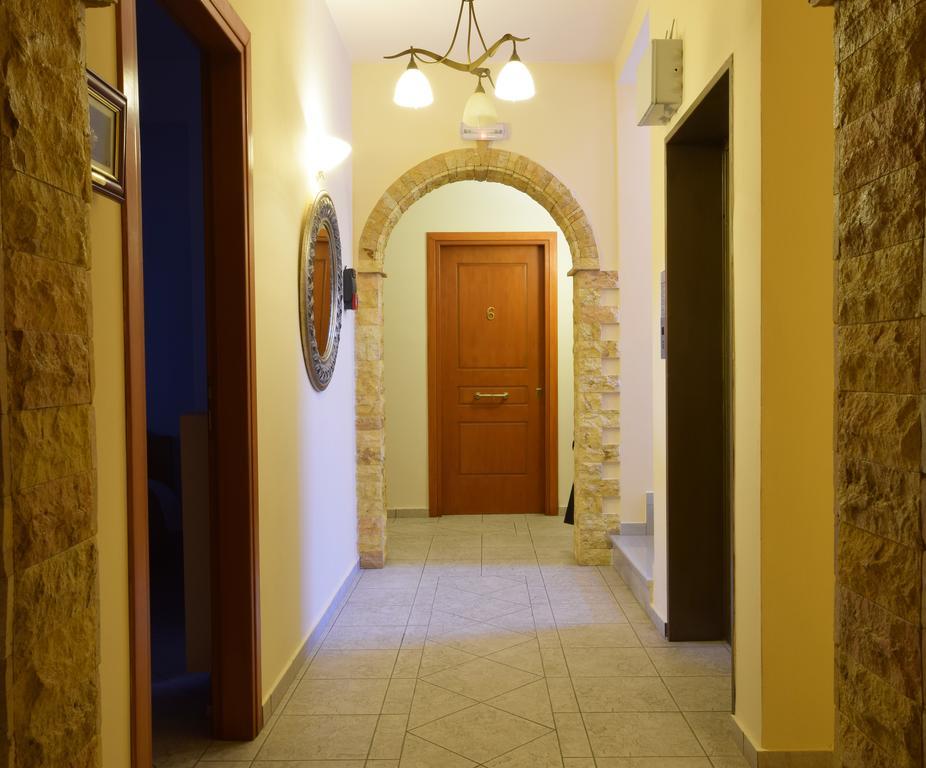 Sofotel Koróni Buitenkant foto